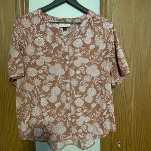 Universal Thread Short Sleeve Button Down Top